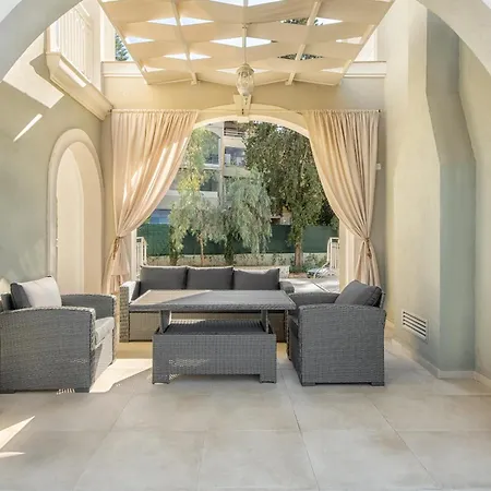 וילה Zeta Luxury