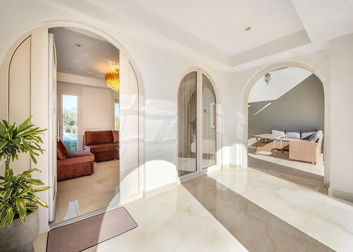 Villa Zeta Luxury