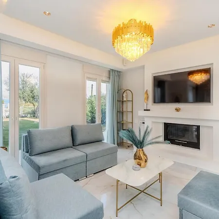 Zeta Luxury Villa Mantouki