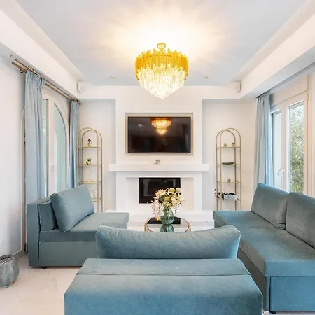 Villa Zeta Luxury *
