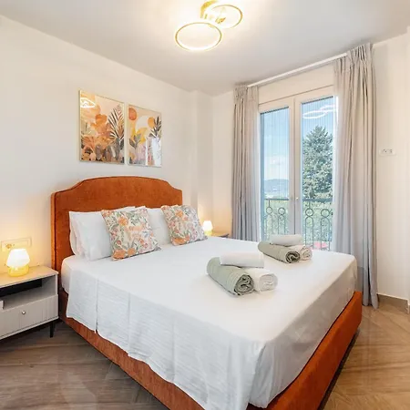 Villa Zeta Luxury *