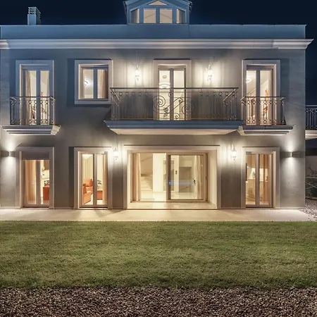 Zeta Luxury Villa
